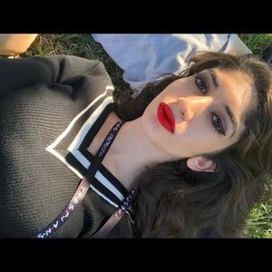 Meet your Posher, Hadeel